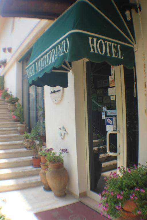 Hotel Mediterraneo Чефалу Екстер'єр фото