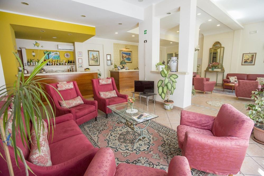 Hotel Mediterraneo Чефалу Екстер'єр фото