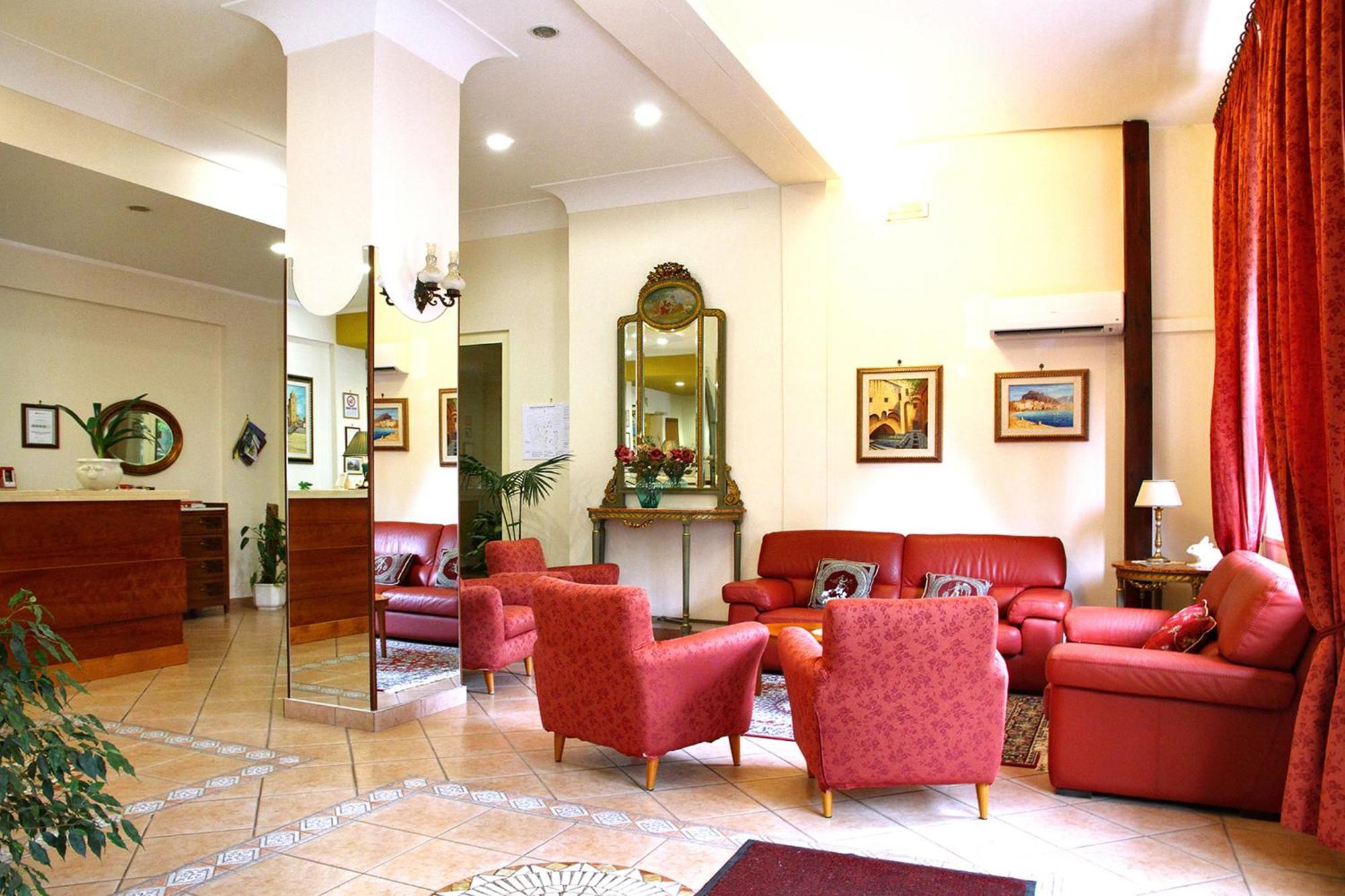 Hotel Mediterraneo Чефалу Екстер'єр фото