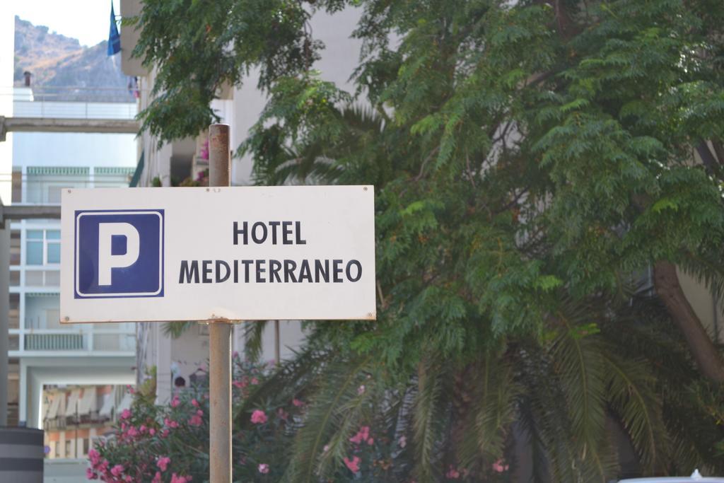 Hotel Mediterraneo Чефалу Екстер'єр фото